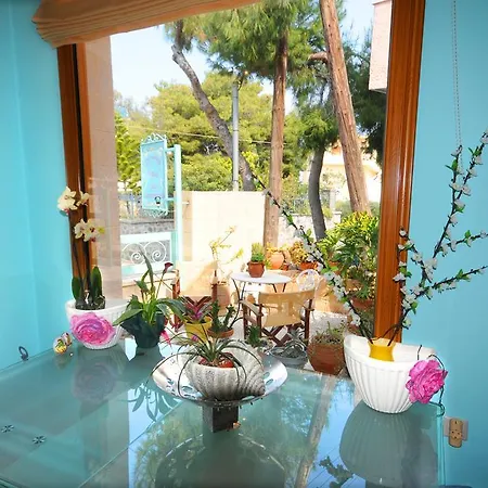 Aethrio Guest house 3*